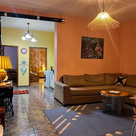 Innerbloom Private House Апартаменты *